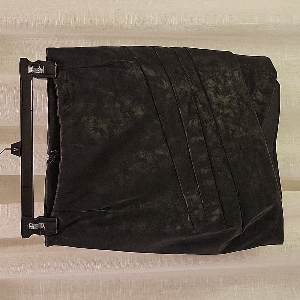 Guess vegan leather mini skirt